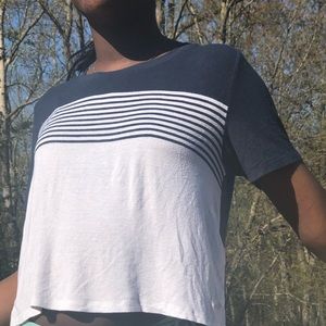semi crop top short sleeve